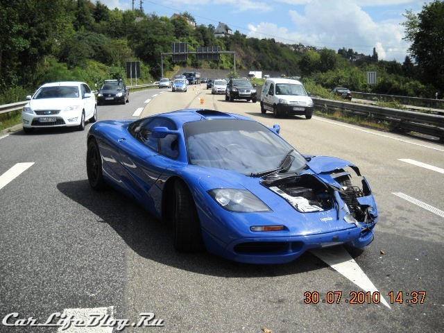 mclaren_f1-crash-1 mclaren_f1-crash-1