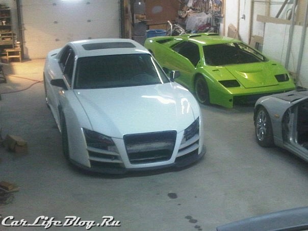 audi-r8-saloon-spotted-in-canada-medium_2 audi-r8-saloon-spotted-in-canada-medium_2